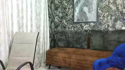 sassy_seasons online show from December 16, 9:25 am