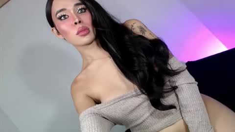 Tiffanie online show from February 6, 11:46 am