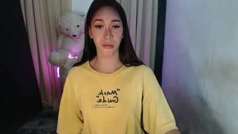 Snapshot of sassy_ts69 chatting on May 9, 9:31 pm HERA online show from May 9, 9:31 pm