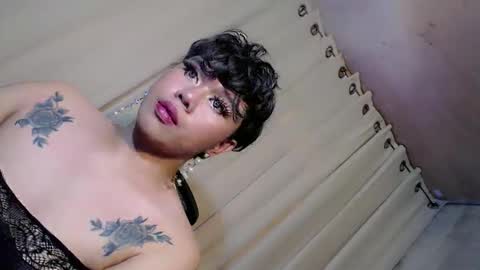 Snapshot of sassyffyra69 chatting on May 7, 2:06 am MARIO LABO online show from May 7, 2:06 am