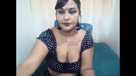 Snapshot of sassyindian00 chatting on October 25, 3:51 pm sassyindian00 online show from October 25, 3:51 pm