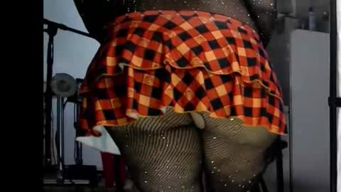 sassylatin45 online show from March 15, 12:38 am