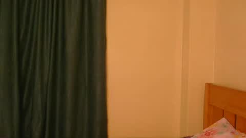 sexxy one online show from June 17, 12:13 am