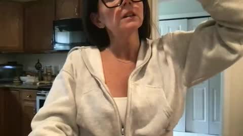 sassynsweetmilf online show from May 22, 5:07 pm