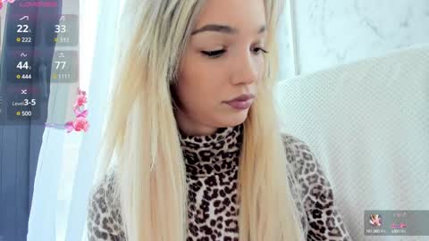 sassyt33n online show from February 26, 9:32 am