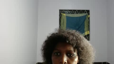 Snapshot of sassyvece12 chatting on January 11, 7:19 pm Sassy online show from January 11, 7:19 pm
