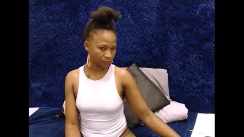 sasyylissaa online show from January 28, 12:05 am