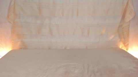 Snapshot of satimilf_ chatting on November 26, 11:28 pm Sati online show from November 26, 11:28 pm