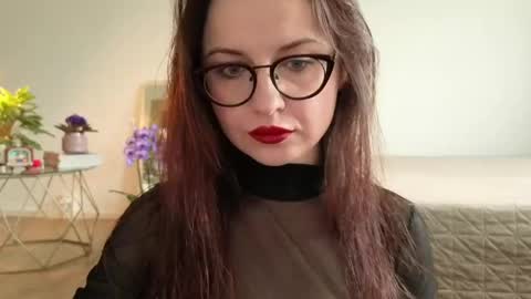 Snapshot of satin_sin chatting on June 7, 6:11 pm Lori online show from June 7, 6:11 pm