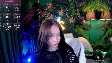   online show from May 30, 5:32 pm
