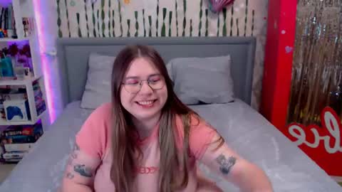 Stacy online show from June 17, 2:58 am