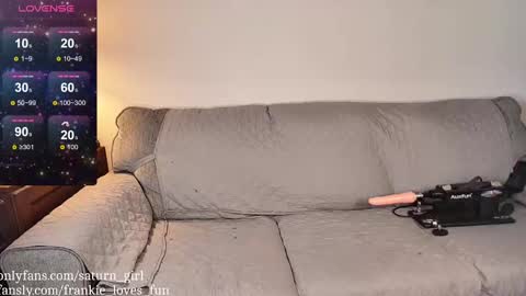 Saturn Girl online show from October 3, 5:21 pm