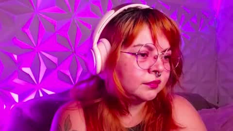 Gina George online show from September 15, 10:43 pm