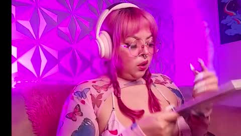 Gina George online show from February 15, 9:44 pm