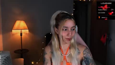 I AM JENN  online show from January 16, 3:56 am