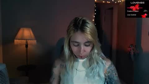 I AM JENN  online show from January 26, 3:38 am