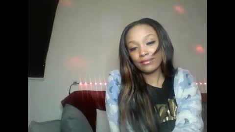 Snapshot of saucy_shanice chatting on January 10, 11:29 pm Shaniiice online show from January 10, 11:29 pm