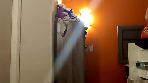 SnowBunny online show from March 1, 6:13 am