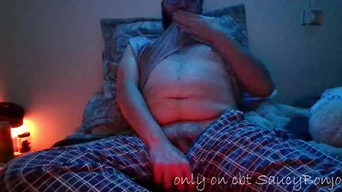 Snapshot of saucybonjo chatting on February 27, 2:21 am Ben online show from February 27, 2:21 am