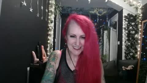 Snapshot of saucysky chatting on January 15, 11:08 pm SaucySky online show from January 15, 11:08 pm