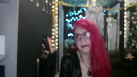 SaucySky online show from October 31, 7:26 pm