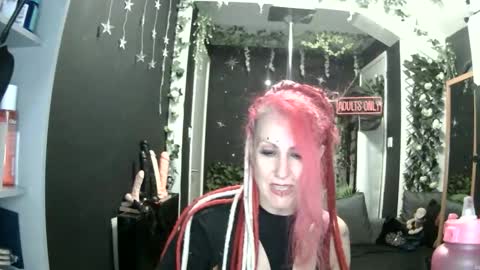 SaucySky online show from April 21, 8:34 pm