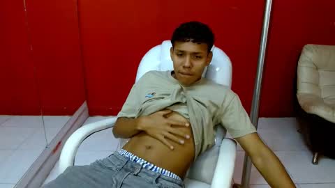 saulmejia6 online show from March 6, 3:52 pm