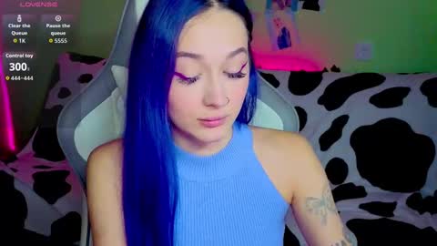 Snapshot of savage_lust_ chatting on September 22, 3:19 am Ariel online show from September 22, 3:19 am