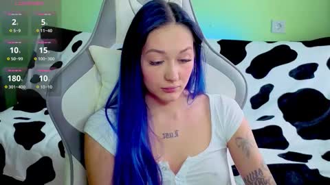 Snapshot of savage_lust_ chatting on October 14, 2:56 am Ariel online show from October 14, 2:56 am