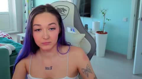 Ariel online show from April 1, 3:18 am