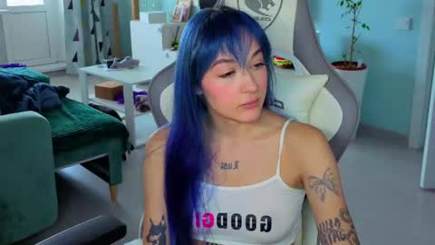 Snapshot of savage_lust_ chatting on July 1, 3:30 am Ariel online show from July 1, 3:30 am