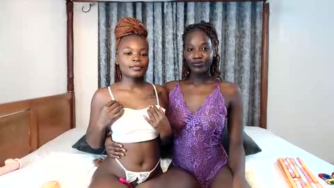 Candy and Lexxy online show from December 4, 7:34 pm