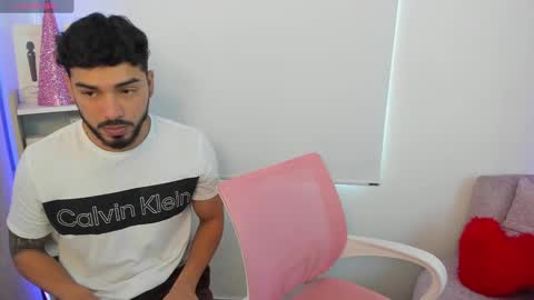 savagesweethearts online show from December 30, 5:23 pm