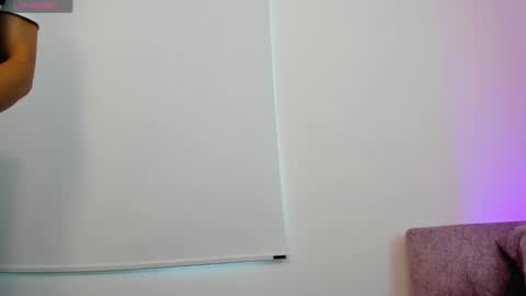 savagesweethearts online show from December 30, 8:25 pm