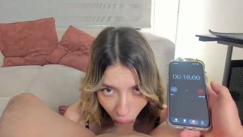 savagesweethearts online show from January 16, 4:05 am