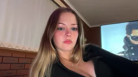 savannahcarterrr online show from June 9, 1:01 pm