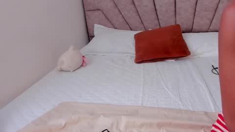 Savannahwildee online show from November 6, 1:01 pm