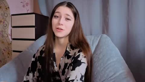 Sophie online show from April 16, 8:15 am