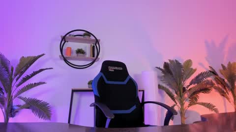 save the qween online show from January 10, 8:40 am