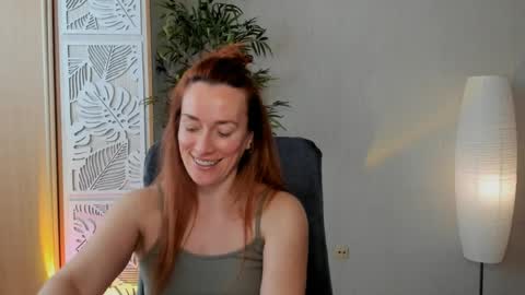 save the qween online show from April 7, 6:47 am