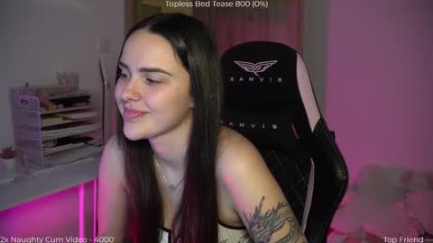 Snapshot of savvage_play chatting on March 2, 5:20 pm Naomi online show from March 2, 5:20 pm