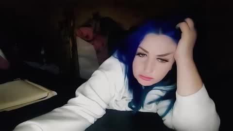 savvvmmm online show from October 22, 8:08 pm