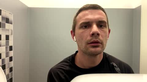 Snapshot of sawa08051989 chatting on November 18, 9:19 pm chamomile online show from November 18, 9:19 pm