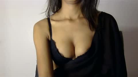 Snapshot of saxee_love chatting on December 27, 8:28 pm saxee online show from December 27, 8:28 pm