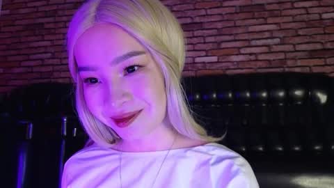 Saya online show from October 3, 4:20 am