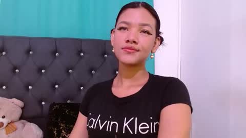 Snapshot of saykimmy chatting on October 19, 1:17 am saykimmy online show from October 19, 1:17 am