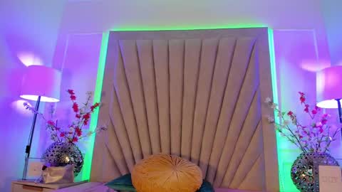 Snapshot of saylilith chatting on March 2, 12:43 pm Say Lilith Monday to Saturday 700am to 140pm Colombian time online show from March 2, 12:43 pm