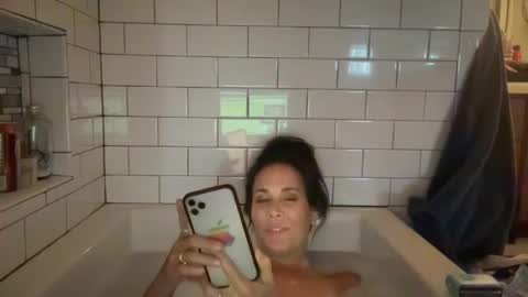 Good Girls Say Please...and Thank You online show from December 1, 4:29 pm