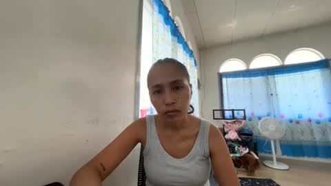 sazzy_lady online show from May 12, 1:47 am