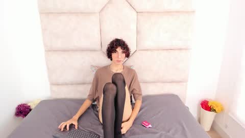 Snapshot of scaarlett_22 chatting on October 12, 5:34 pm scaarlett_22 online show from October 12, 5:34 pm